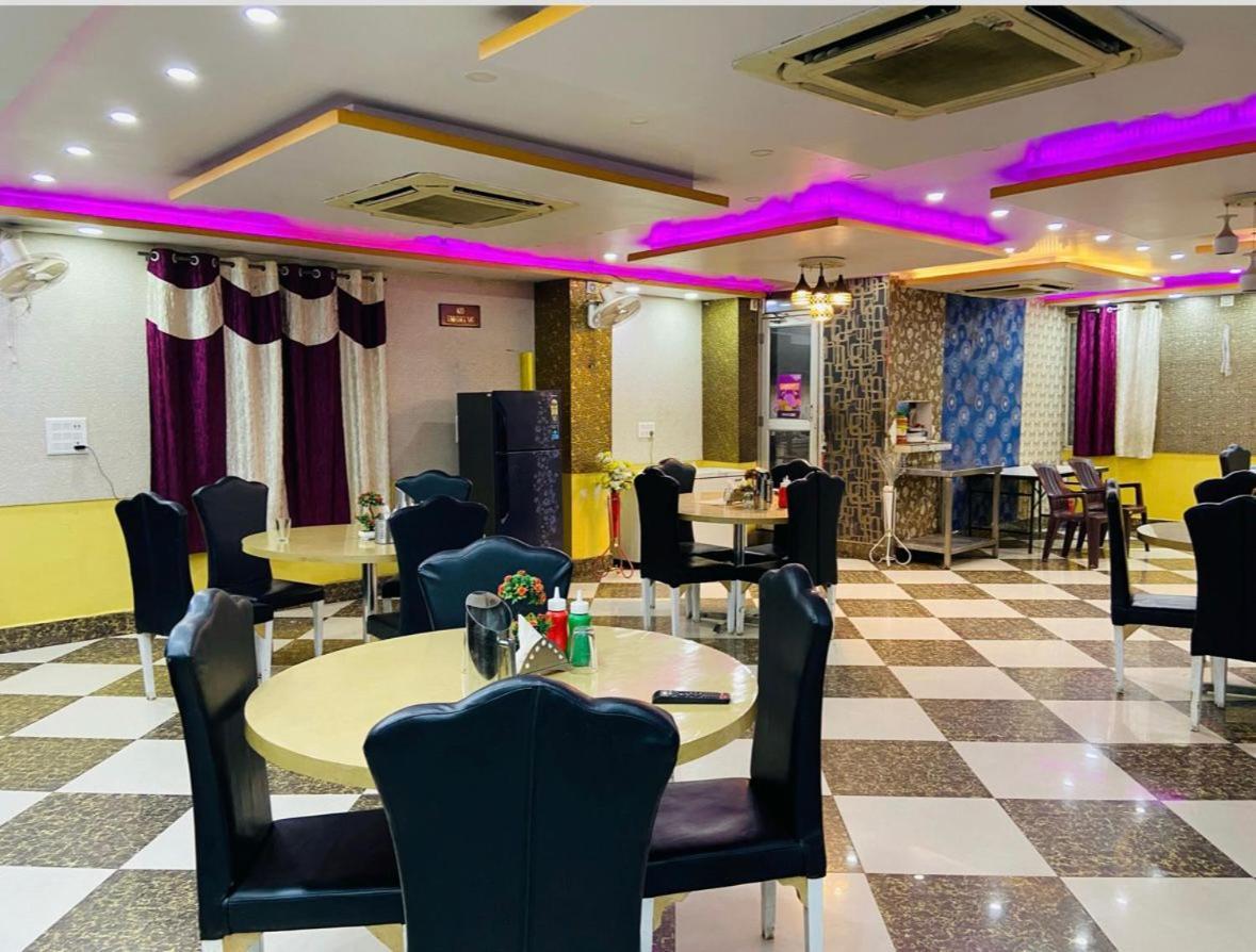 מלון גאיה Basant Vihar International מראה חיצוני תמונה